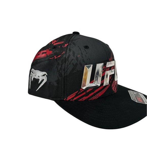 UFC Venum Authentic Fight Week 2.0 Unisex Hat Black Red Silver NWT $45 - Picture 3 of 10